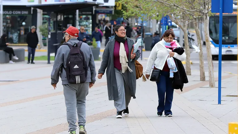 El frío bajo cero se instala en Neuquén: día por día, así estará el tiempo