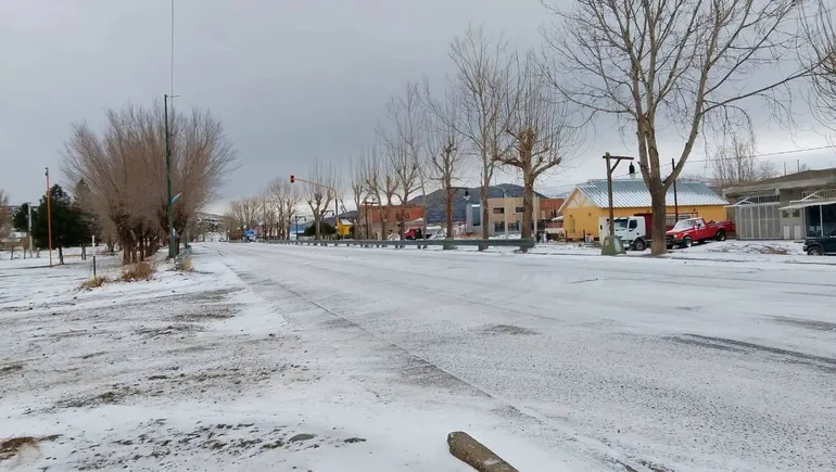 Alerta naranja por nieve en Neuquén: las zonas afectadas este viernes