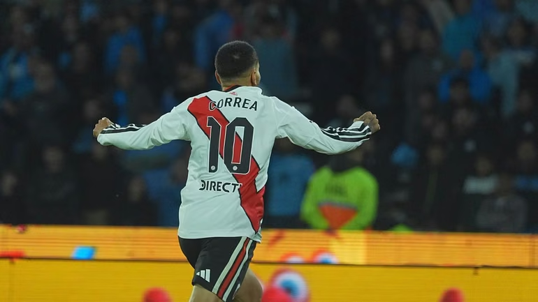 Se despertó: River jugó muy bien y goleó a Belgrano en Córdoba